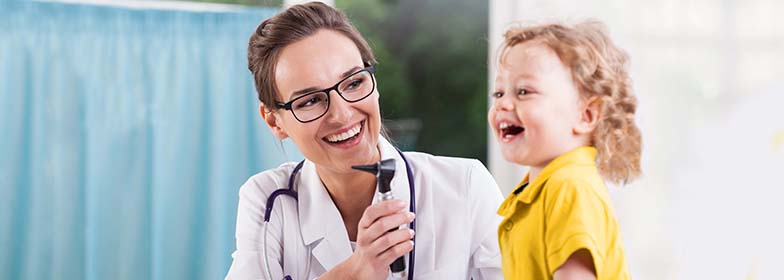 Medical Professional Program – Blog Female doctor helping young girl